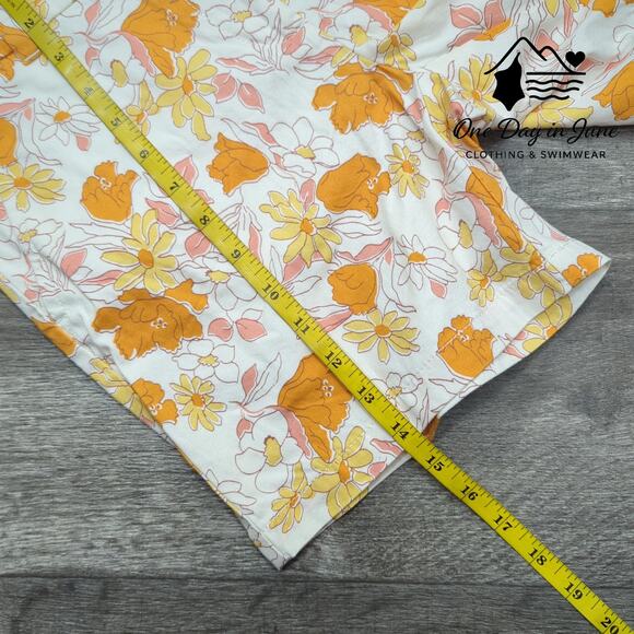 Loft 6" Mid Rise Shorts Size 0 - Picture 6 of 7